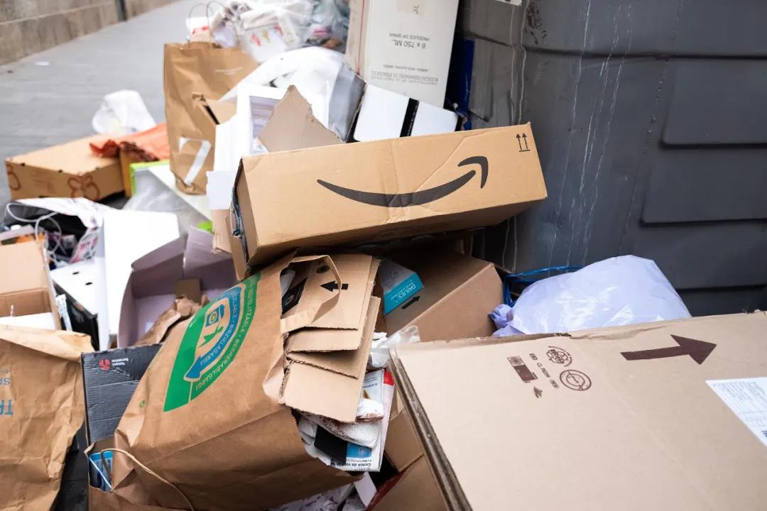 Amazon created 599 million pounds of plastic waste in 2020 PLALEAVES